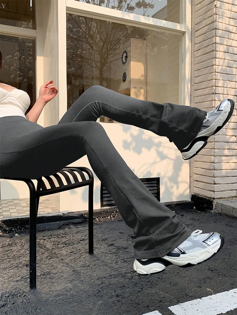 UltraSculpt High-Waist Flare Leggings