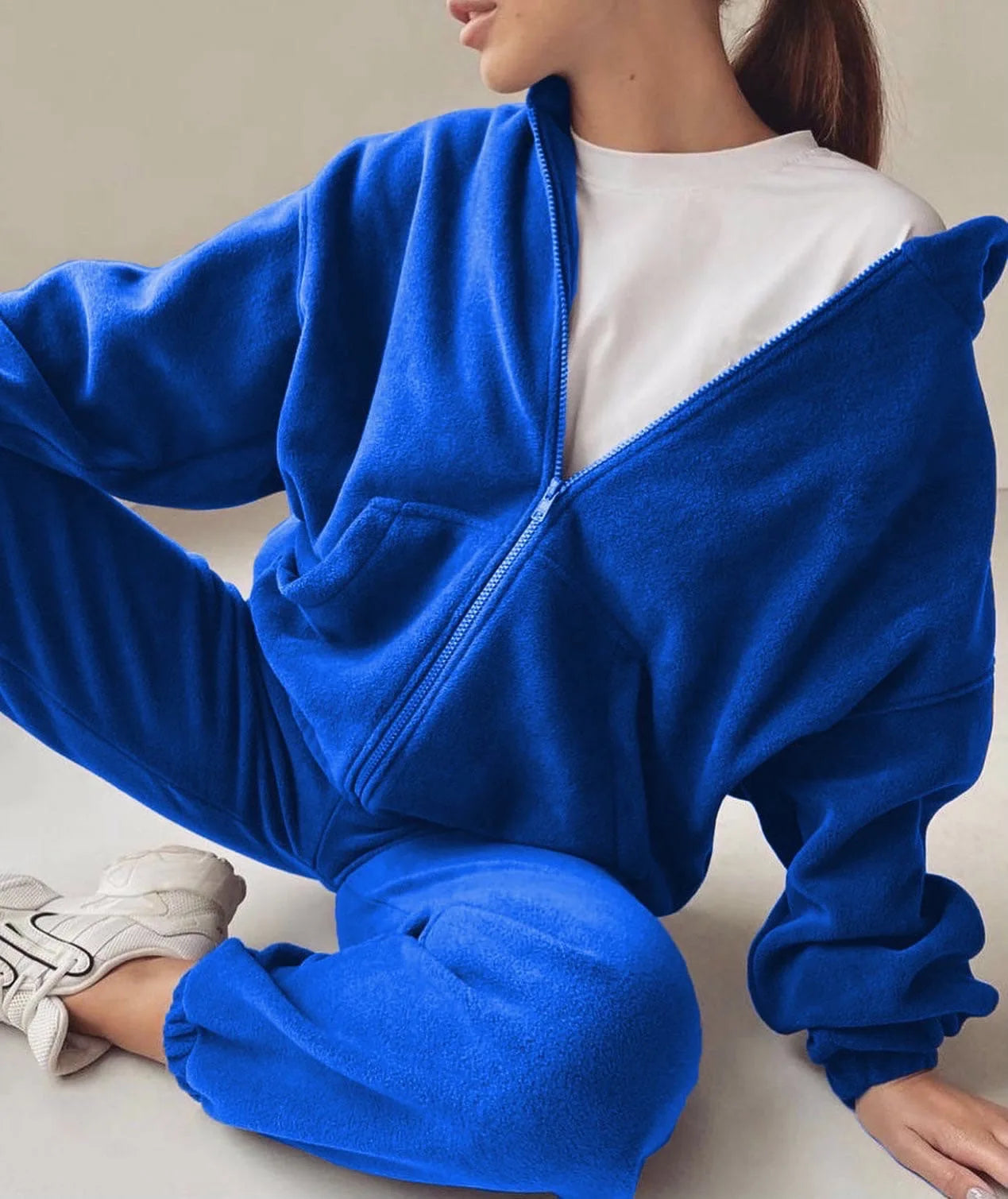 Women’s 2-Piece Loose Sports Sweater & Pants Set
